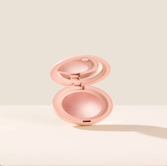 Rare Beauty Positive Light Silky Touch Highlighter Mesmerize